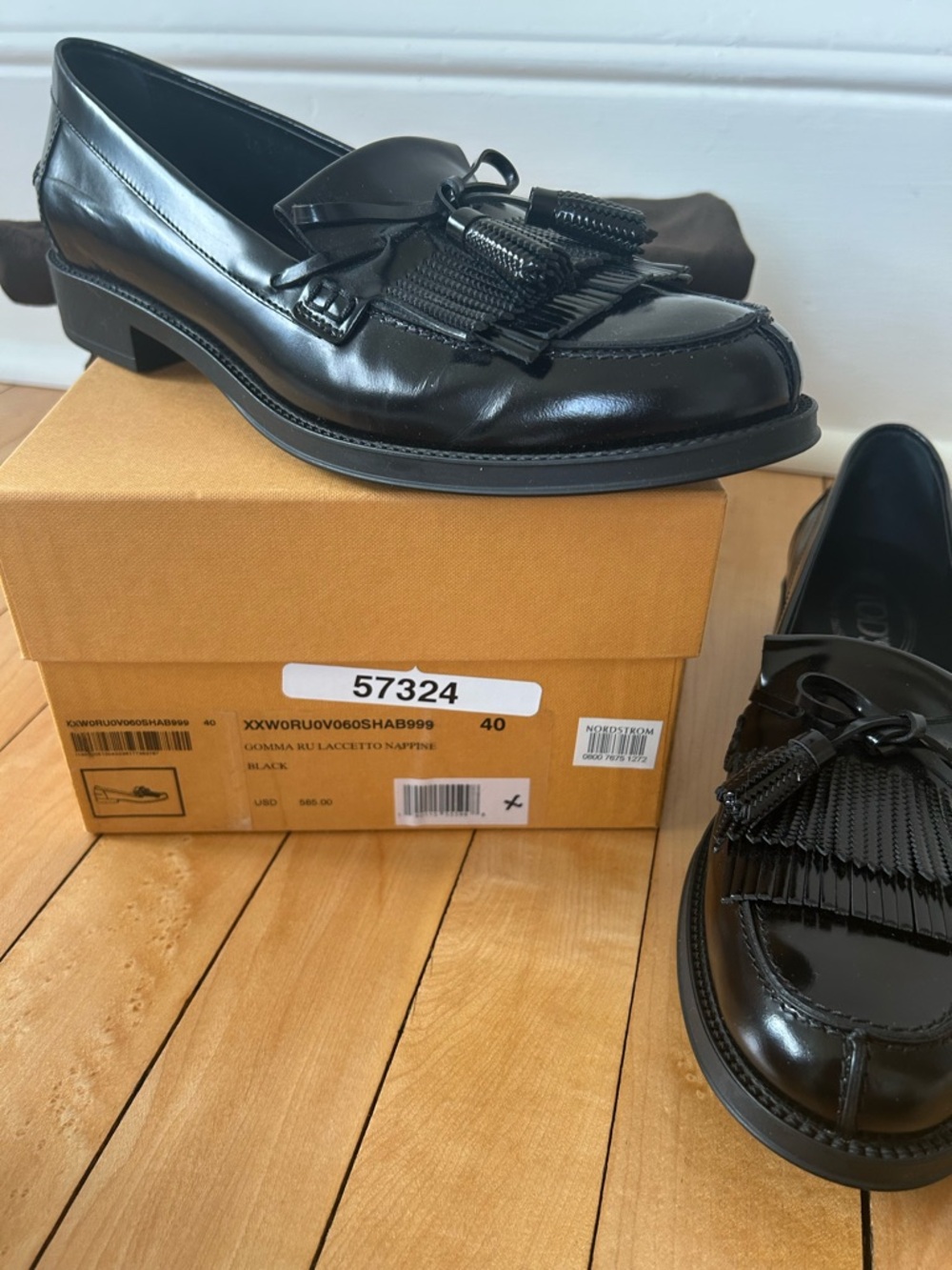 Tod’s Women’s Black Gomma Ru Laccetto Nappine Leather Loafers - 40 - Picture 8 of 9